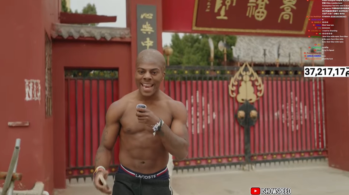 光頭造型！Speed中國(guó)行來(lái)到鄭州少林寺，上香拜佛學(xué)功夫